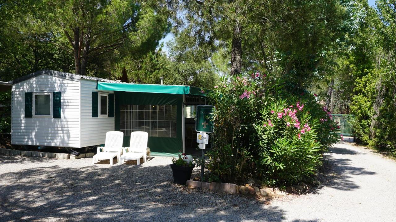 Chalets Met Buitenkeuken Op Camping Lei Suves - Joycasa Roquebrune-sur-Argens Exterior photo